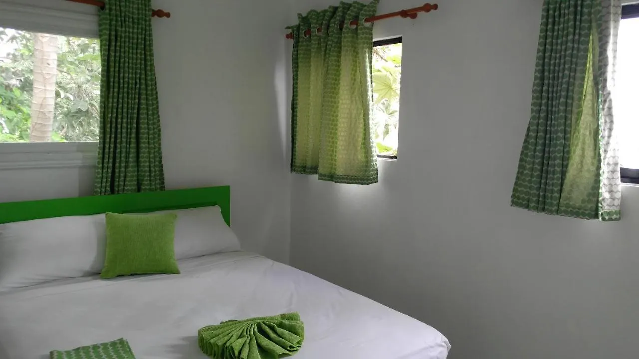 Arboleda Hostal Santo Domingo Hostel
